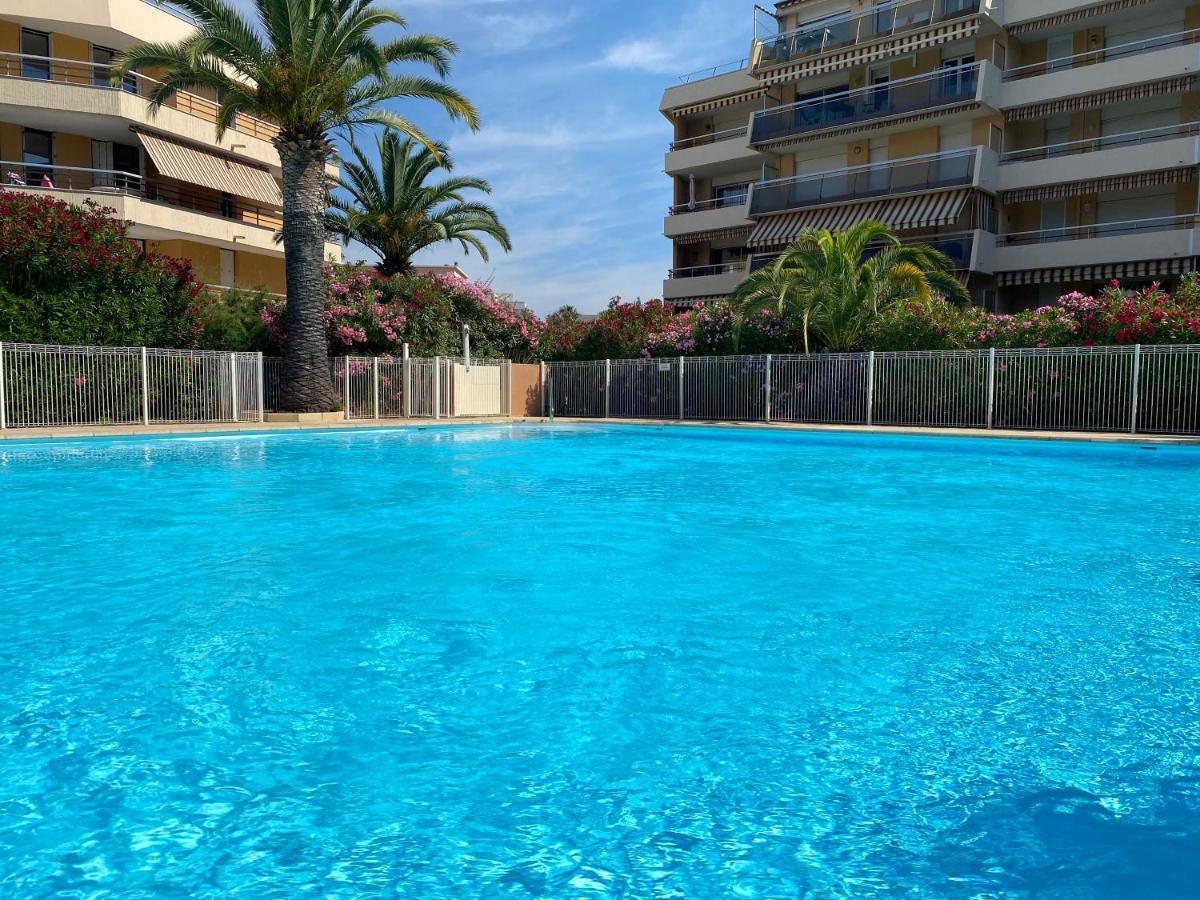 Residence La Miougrano Frejus Plage Εξωτερικό φωτογραφία