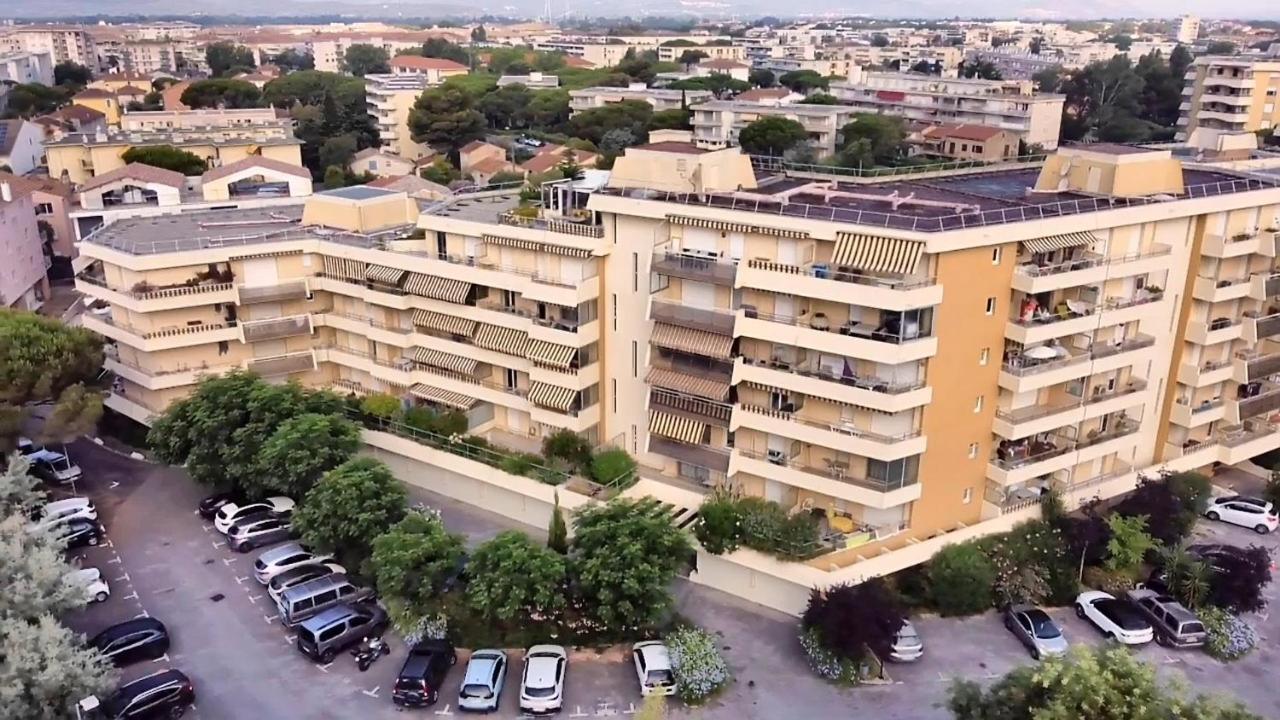 Residence La Miougrano Frejus Plage Εξωτερικό φωτογραφία
