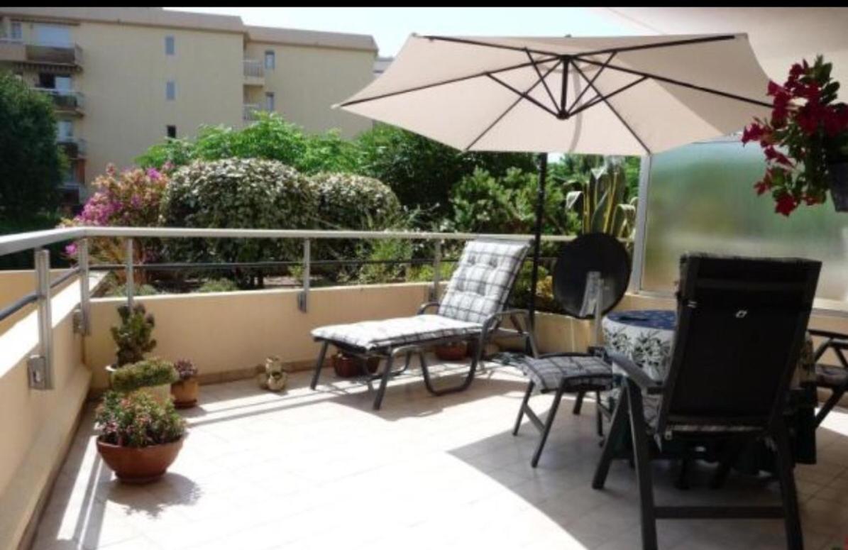 Residence La Miougrano Frejus Plage Εξωτερικό φωτογραφία