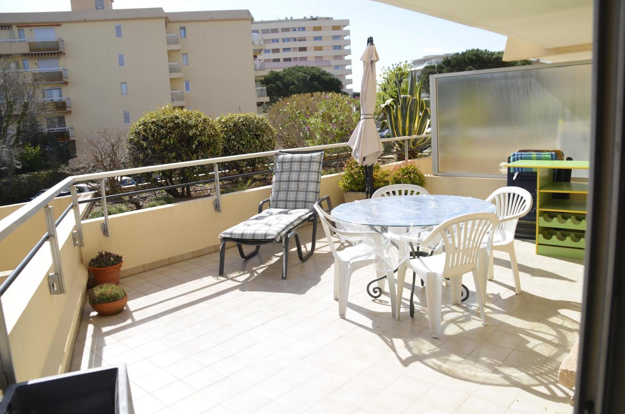 Residence La Miougrano Frejus Plage Εξωτερικό φωτογραφία